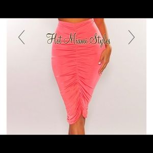 Hot Miami Styles Ruched Coral Skirt set